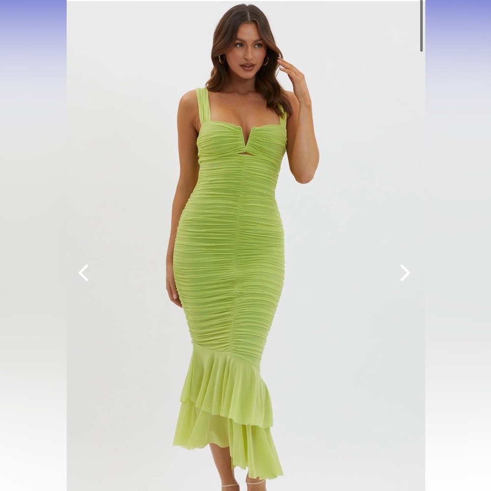 Selfie Leslie Lime Green Ruched Midi Dress